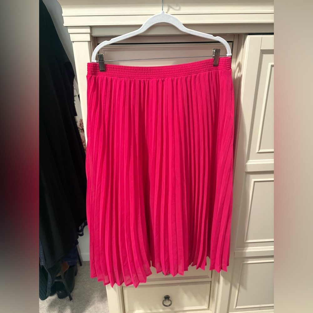 a new day Hot Pink Pleated Midi Skirt